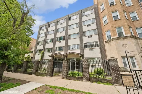5854 N Kenmore Ave #4F, Chicago, IL 60660