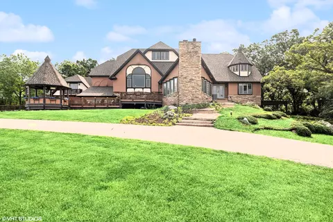 20719 Highview Rd, Marengo, IL 60152