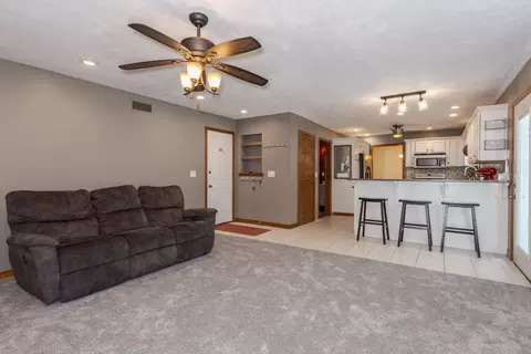Living - 1712 Royal Pointe Dr, Bloomington, IL 61704 photo 2 of 4