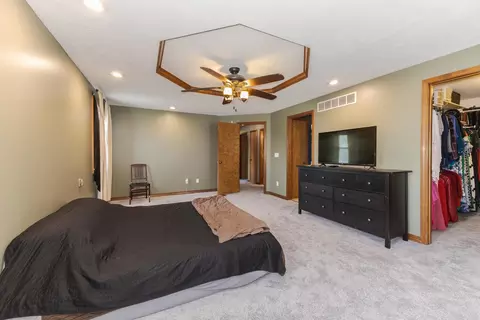 Bedroom - 1712 Royal Pointe Dr, Bloomington, IL 61704 photo 2 of 8