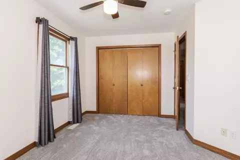 Bedroom - 1712 Royal Pointe Dr, Bloomington, IL 61704 photo 6 of 8