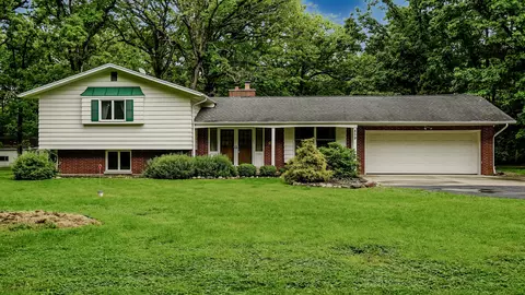 859 Sussex Ter, Crete, IL 60417