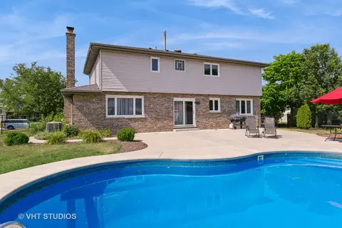Exterior - 9271 Birch Ave, Mokena, IL 60448 photo 4 of 4