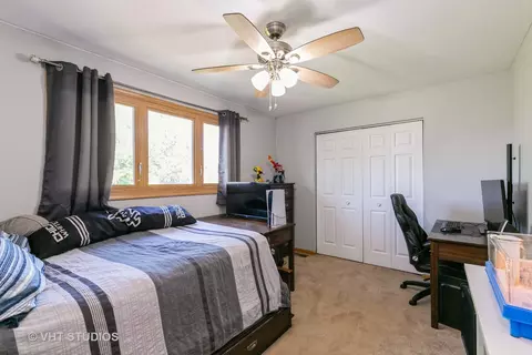 Bedroom - 9271 Birch Ave, Mokena, IL 60448 photo 2 of 3