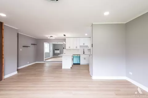 Living - 16568 Plainview Dr, Markham, IL 60428 photo 6 of 8