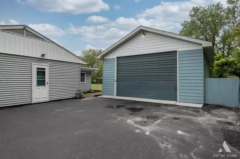 Exterior - 16568 Plainview Dr, Markham, IL 60428 photo 2 of 10