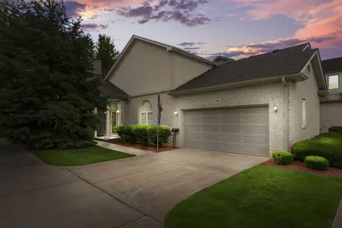 11104 Karen Dr, Orland Park, IL 60467