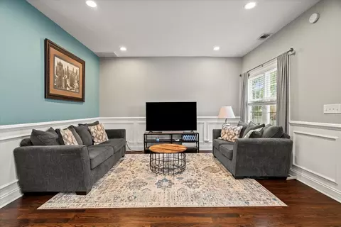 Living - 6433 28th St, Berwyn, IL 60402 photo 1 of 1