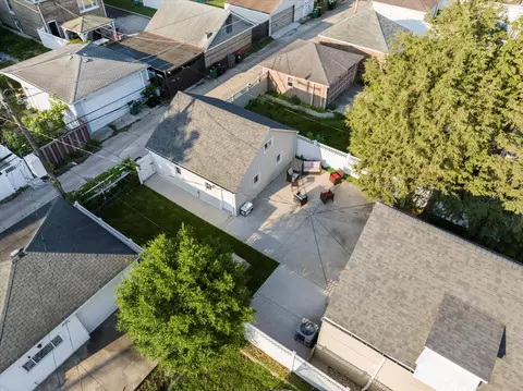 View/Area - 6433 28th St, Berwyn, IL 60402 photo 3 of 5