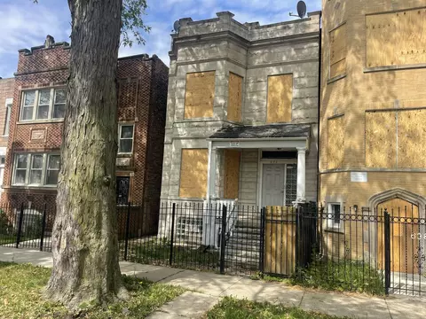 636 N St Louis Ave, Chicago, IL 60624