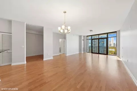 Living - 233 E 13th St #1902, Chicago, IL 60605 photo 1 of 4