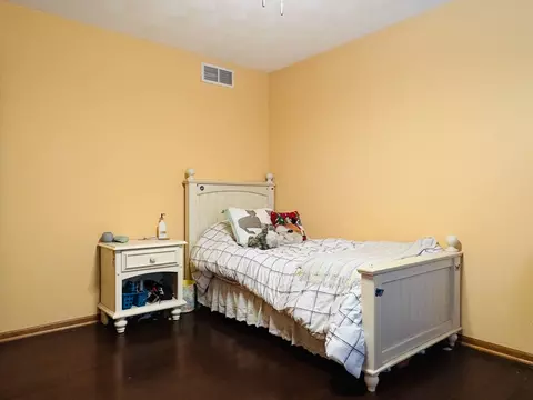 Bedroom - 1603 Tranquil Pl, Durand, IL 61024 photo 8 of 12