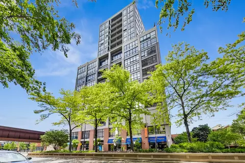1530 S State St #17B, Chicago, IL 60605