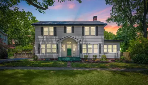 802 W Indiana St, Urbana, IL 61801