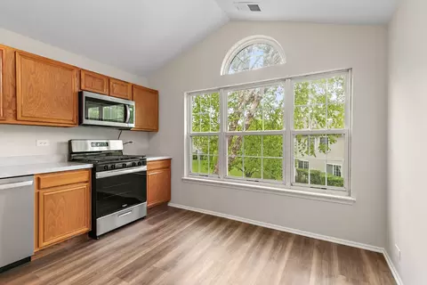 Kitchen - 1623 Camberley Ct, Bartlett, IL 60103 photo 1 of 5