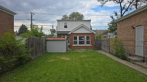 316 E 107th St, Chicago, IL 60628