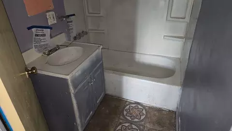 316 E 107th St, Chicago, IL 60628 photo 9