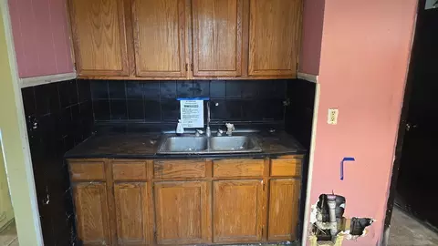 316 E 107th St, Chicago, IL 60628 photo 10