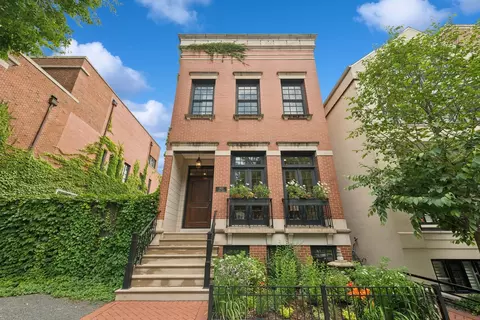 2625 N Wayne Ave, Chicago, IL 60614