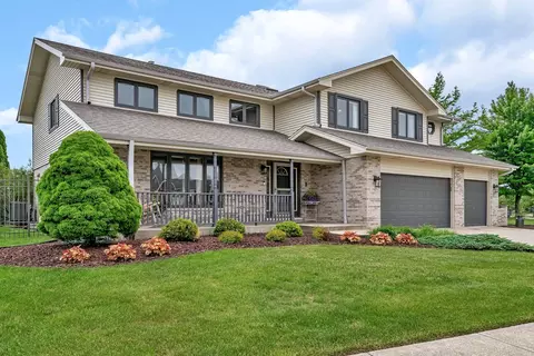 19415 Lisadell Dr, Tinley Park, IL 60487