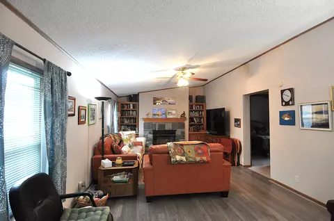 5453 White Pine Ln, Roscoe, IL 61073 photo 12
