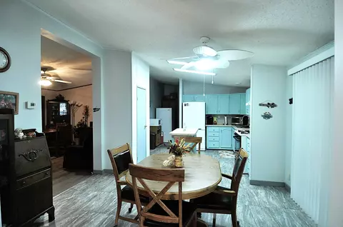 5453 White Pine Ln, Roscoe, IL 61073 photo 5