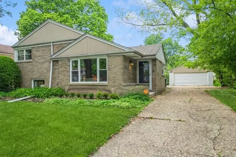 3708 Church St, Evanston, IL 60203