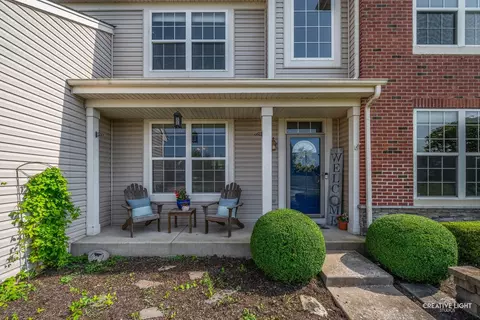 25411 W Juniper Ct, Plainfield, IL 60585 photo 4