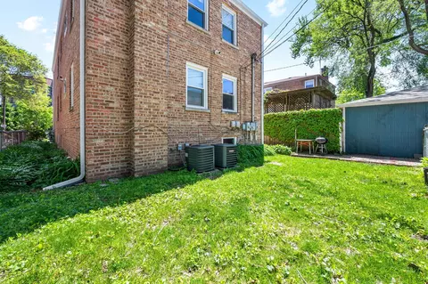 318 Custer Ave, Evanston, IL 60202 photo 25