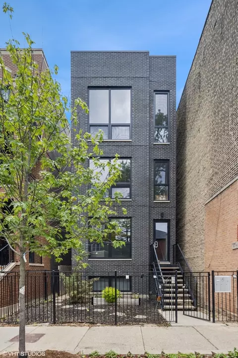 1038 N Paulina St #3, Chicago, IL 60622