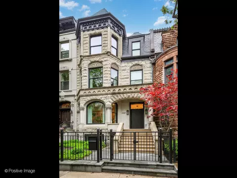 1438 N Dearborn St, Chicago, IL 60610