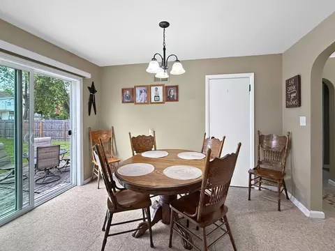 Dining - Undisclosed, Forreston, IL 61030 photo 2 of 2