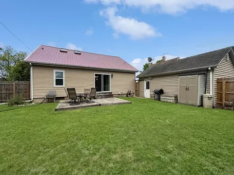 Exterior - Undisclosed, Forreston, IL 61030 photo 7 of 10