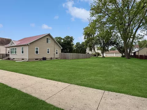 Exterior - Undisclosed, Forreston, IL 61030 photo 3 of 10