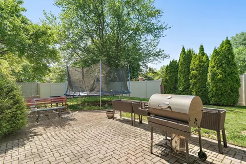 Exterior - Undisclosed, Elgin, IL 60123 photo 4 of 5