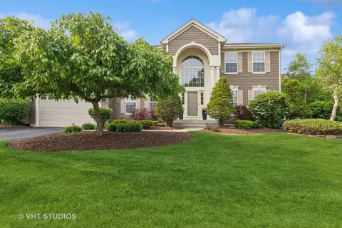 36932 N Fernview Ln, Lake Villa, IL 60046