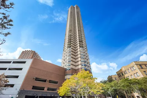 3660 N Lake Shore Dr #4503, Chicago, IL 60613