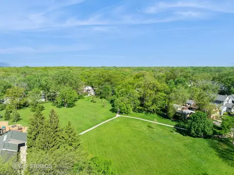 View/Area - 630 Juniper Rd, Glenview, IL 60025 photo 6 of 8