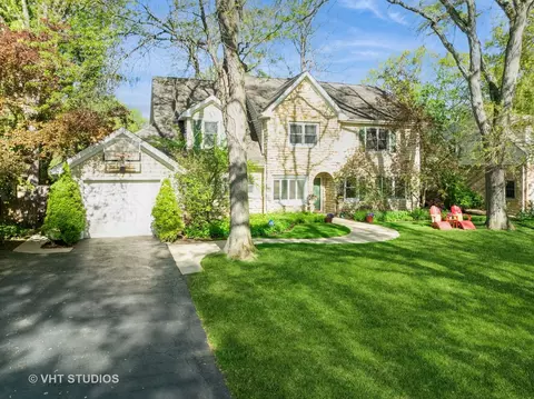 Exterior - 630 Juniper Rd, Glenview, IL 60025 photo 17 of 18
