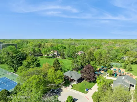 View/Area - 630 Juniper Rd, Glenview, IL 60025 photo 5 of 8