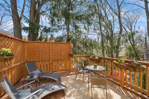 Exterior - 630 Juniper Rd, Glenview, IL 60025 photo 6 of 18
