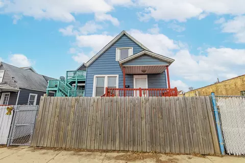 1418 S Cicero Ave, Cicero, IL 60804