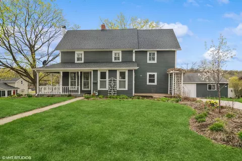 103 N Wisconsin St, Carpentersville, IL 60110