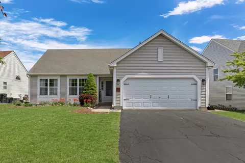 95 Stillwater Dr, Hainesville, IL 60030