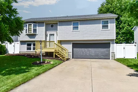 1403 N Motorola Dr, Pontiac, IL 61764