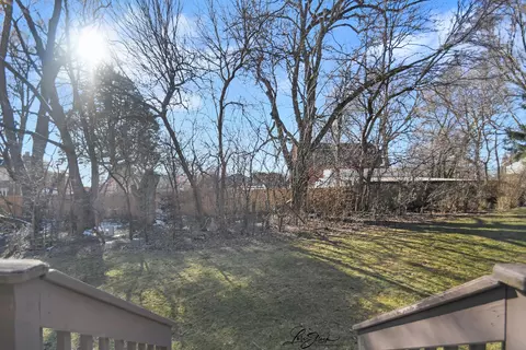 Exterior - 1052 Florimond Dr, Elgin, IL 60123 photo 4 of 5