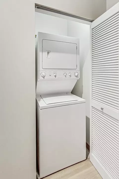 Other - 111 S Morgan St #709, Chicago, IL 60607 photo 2 of 4