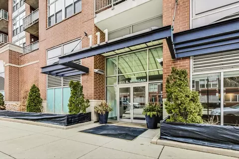 Exterior - 111 S Morgan St #709, Chicago, IL 60607 photo 2 of 9
