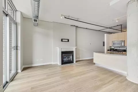 Living - 111 S Morgan St #709, Chicago, IL 60607 photo 8 of 8