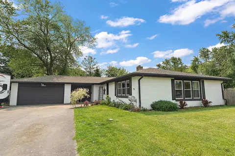 16527 S Ivy Ln, Plainfield, IL 60586